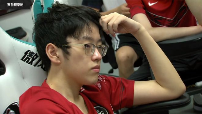 开云体育- scout打爆doinb 