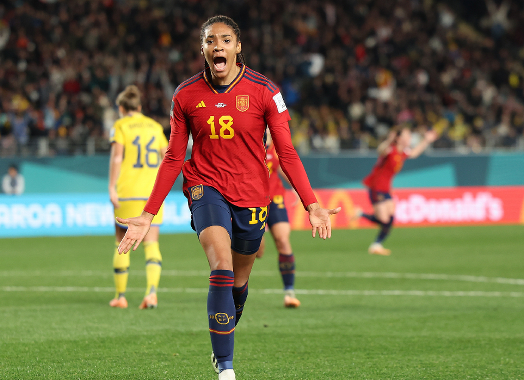 开云-关于阿扎伦卡爆冷击败西班牙队，势不可挡引爆全场！的信息