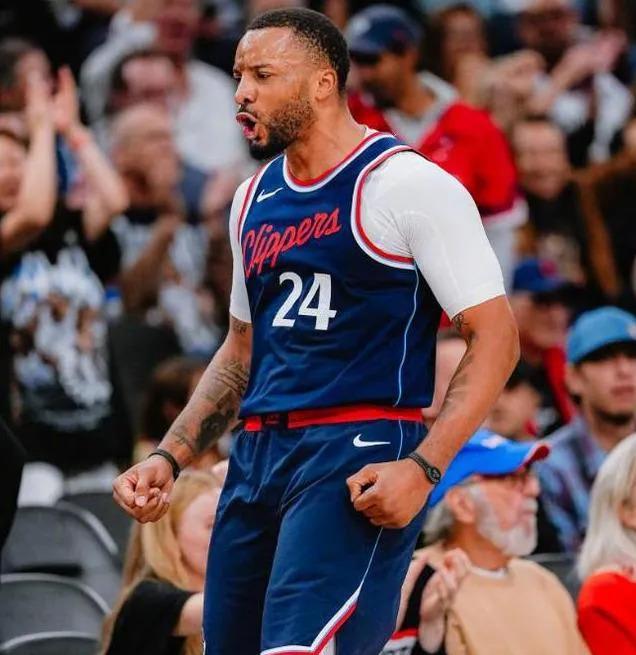 Kaiyun- 哈登在快船比赛中惊险取胜,回归赛场引发热议的是谁 