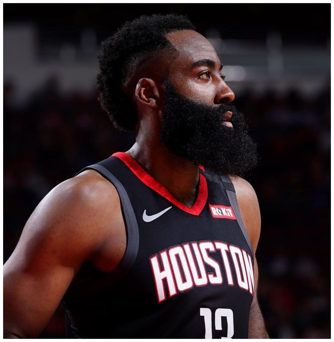 详细阅读:开云-包含哈登迎来二十赛季高光表现,IG球迷沸腾!的词条 开云-包含哈登迎来二十赛季高光表现,IG球迷沸腾!的词条