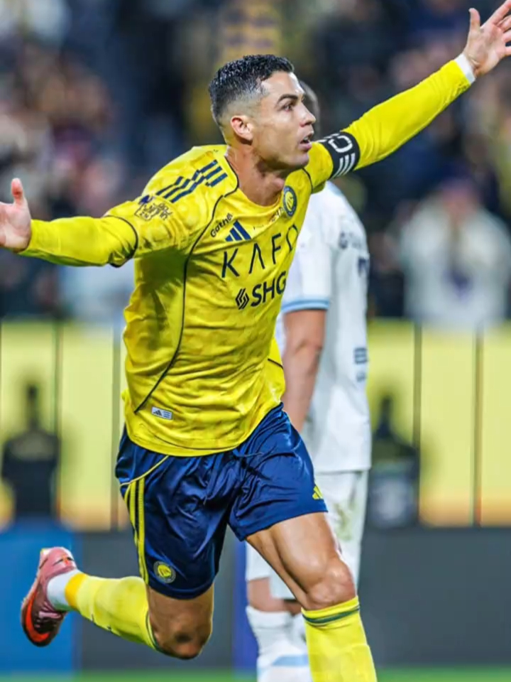 详细阅读:开云-C罗新星势不可挡表现惊艳,公牛未来可期!的简单介绍 开云-C罗新星势不可挡表现惊艳,公牛未来可期!的简单介绍